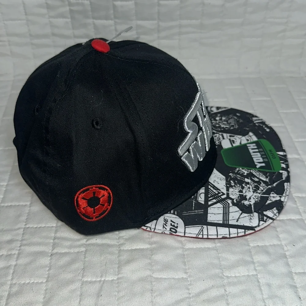 Star Wars Kids Black and Silver Cap SnapBack Youth OSFM NWT